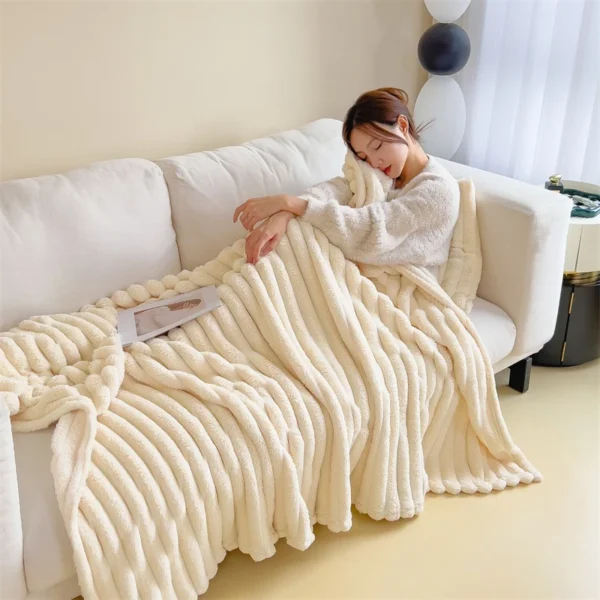 cn-11134207-7r98o-lmwt7r2b1xk245 Luxury Faux Rabbit Fur Throw Blanket