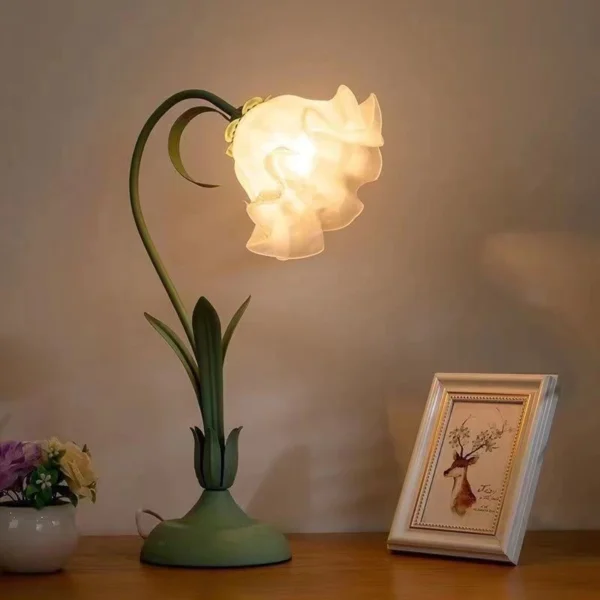 cn-11134207-7ras8-m8oh72ss7unmf0 Vintage Flower LED Table Lamp