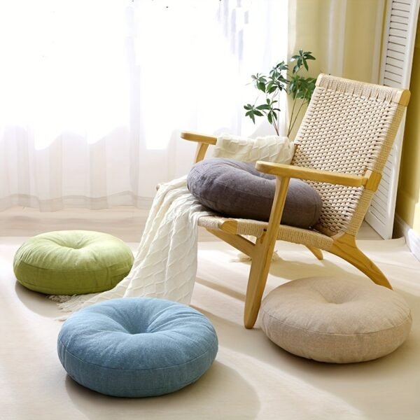 Japanese-Style Floor Cushions, Beautifully Crafted Round Pillows Random colour